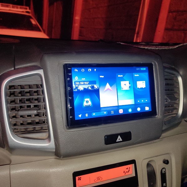 MITSUBISHI 7 INCH ANDROID RADIO